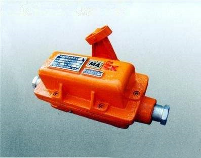 YG11-820-I，YG11-820-II 雙向拉繩開(kāi)關(guān)